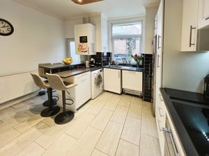Kitchen- click for photo gallery